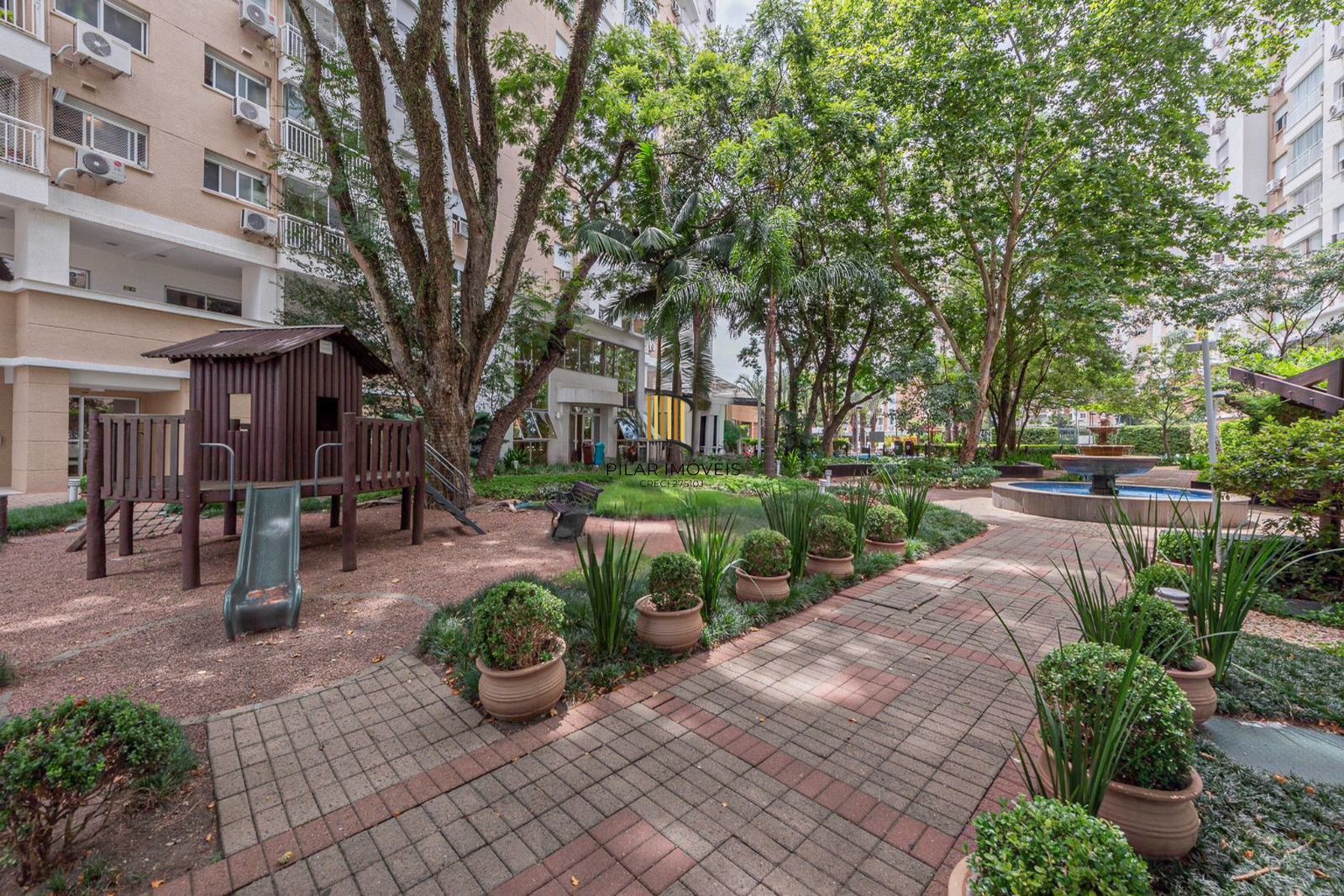 02 dormitórios com 02 vagas e infra de lazer.