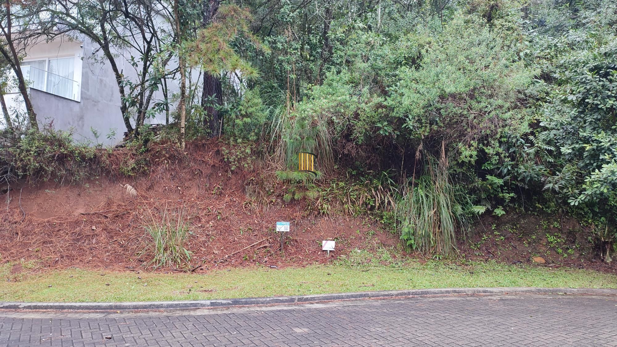 Terreno no bairro Pórtico