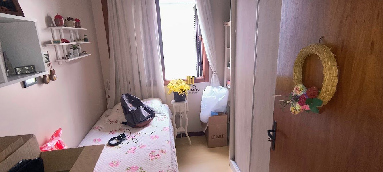 Apartamento 02 dormitórios no Menino Deus