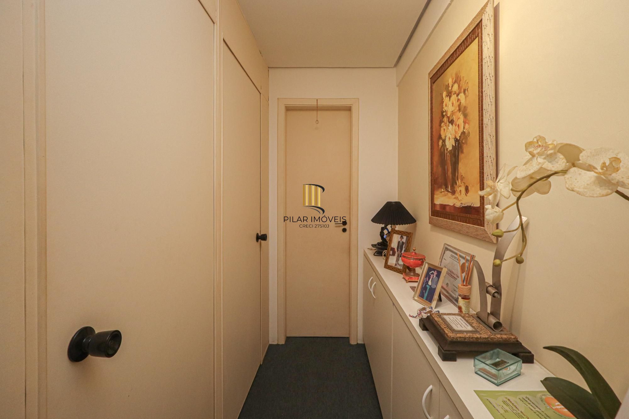 Sala comercial - com portaria / recepção e elevador semimobiliado