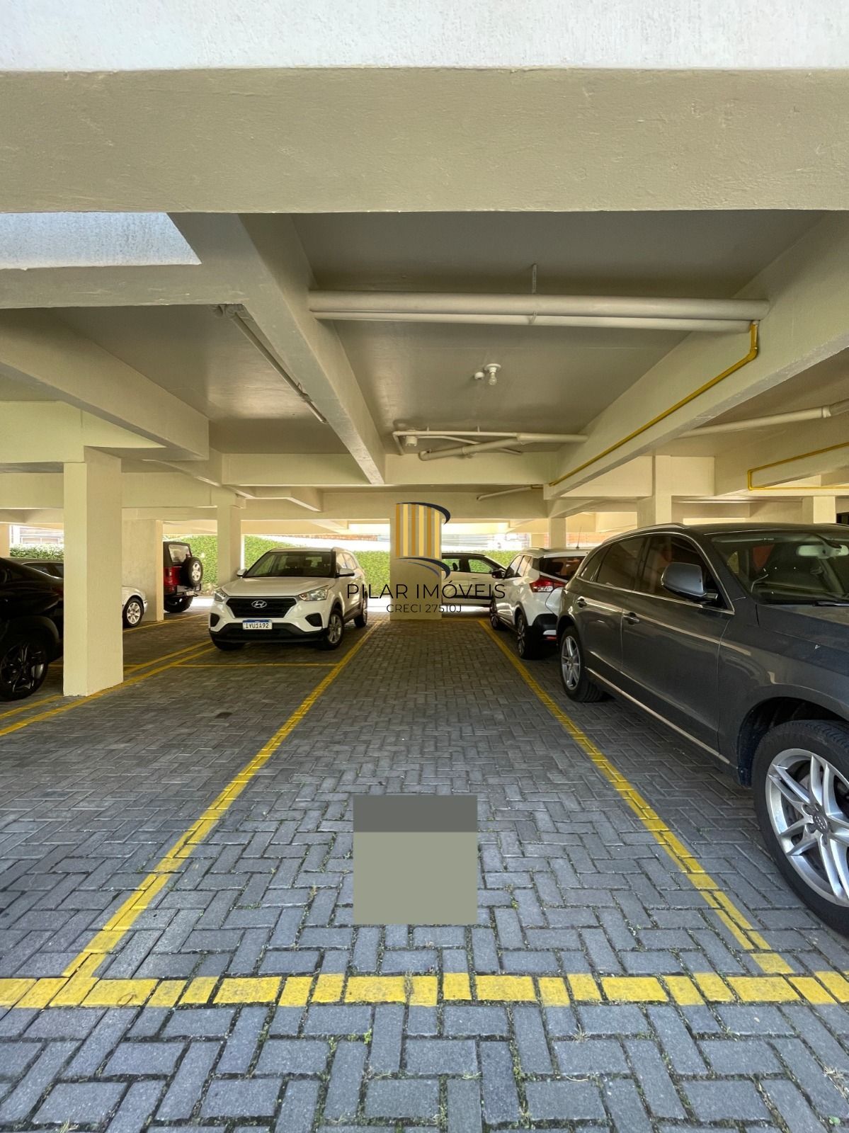 No Moinhos De Vento 02 Dorm. 02 Vagas , Churrasqueira, muito sol e privacidade