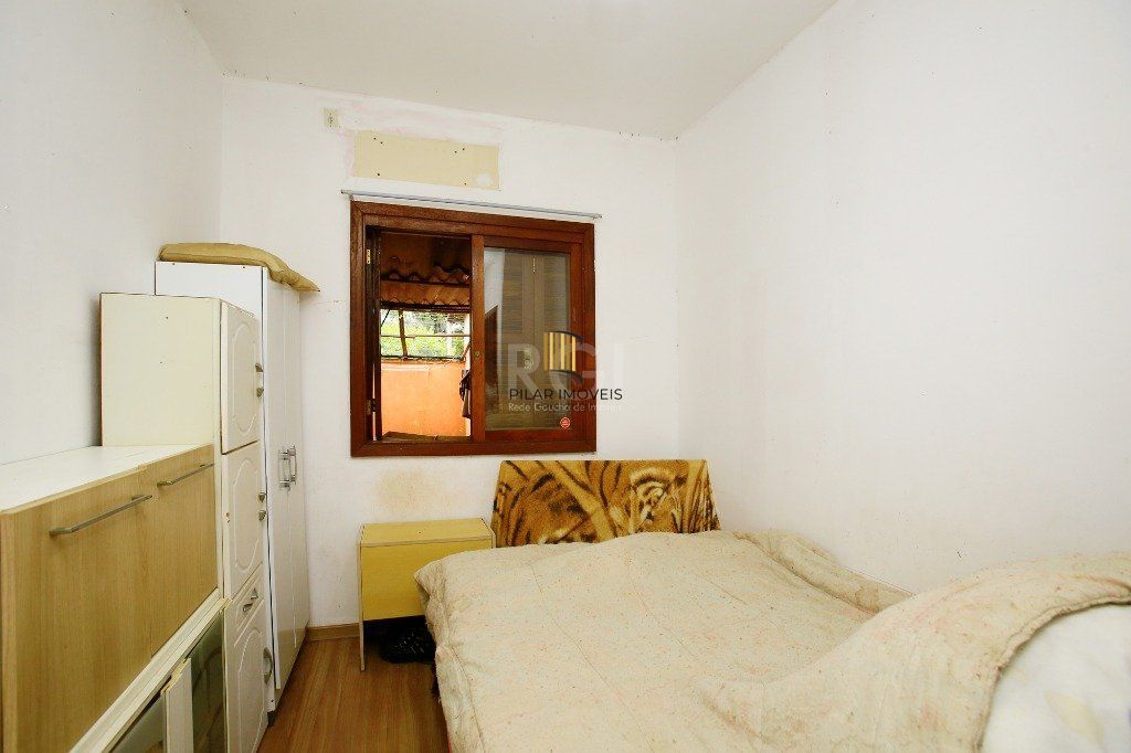 Casa 2 dormitórios no bairro Hípica