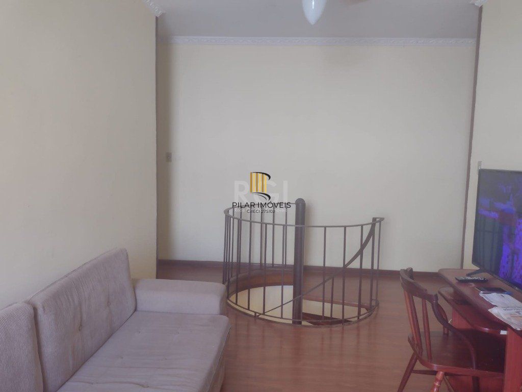 Duplex 3 dormitórios no bairro Floresta