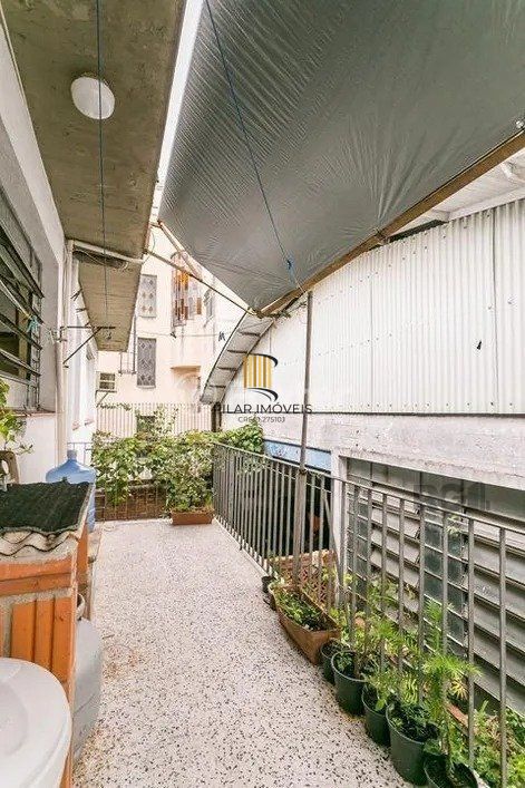 Casa Residencial ou comercial com 4 dormitórios, 2 banheiros