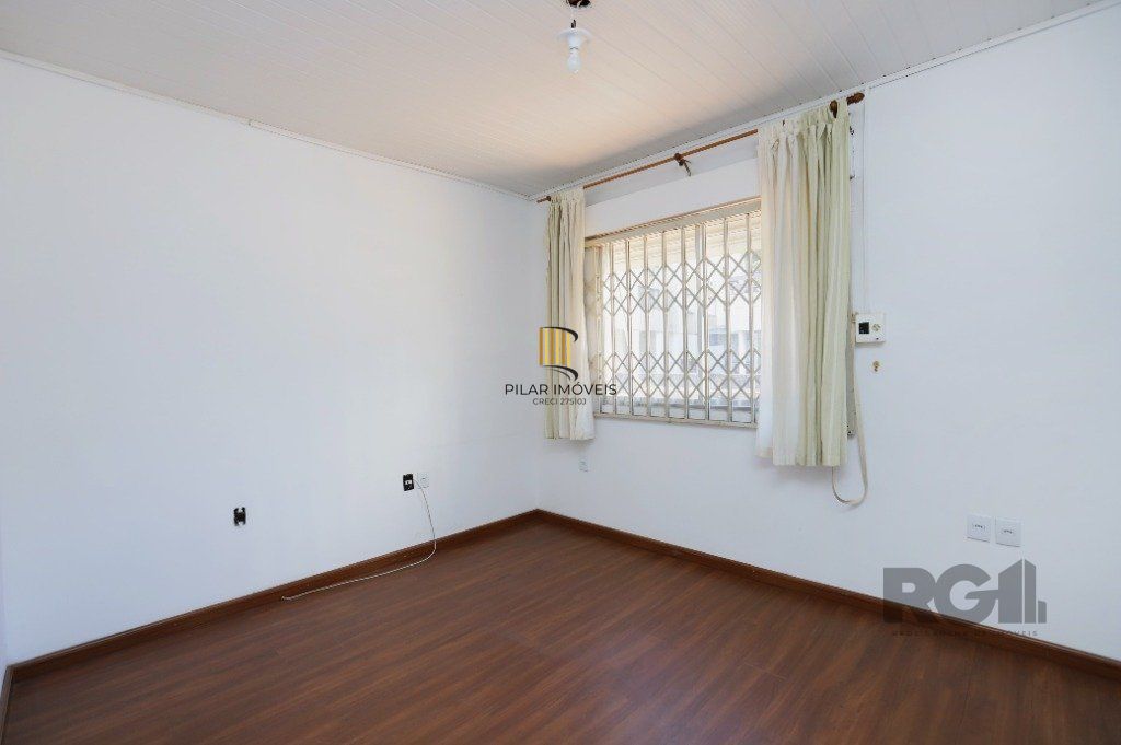 Casa 3 dormitórios no bairro Passo da Areia