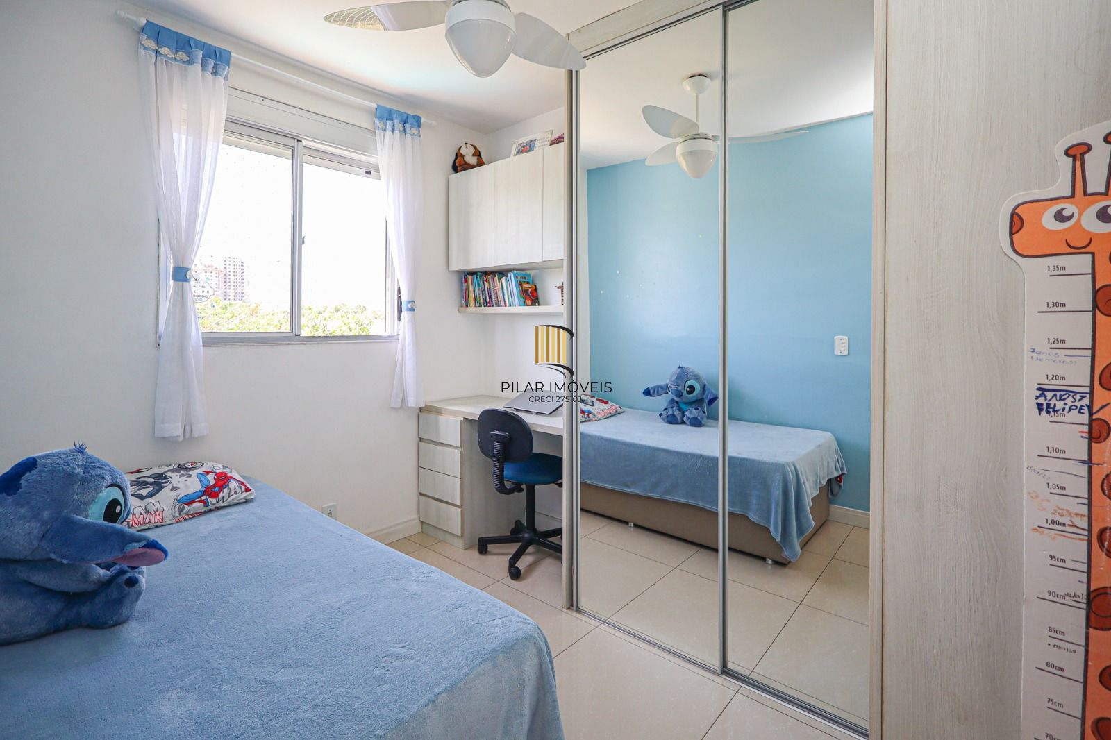 Apartamento Semimobiliado à Venda em Porto Alegre, RS