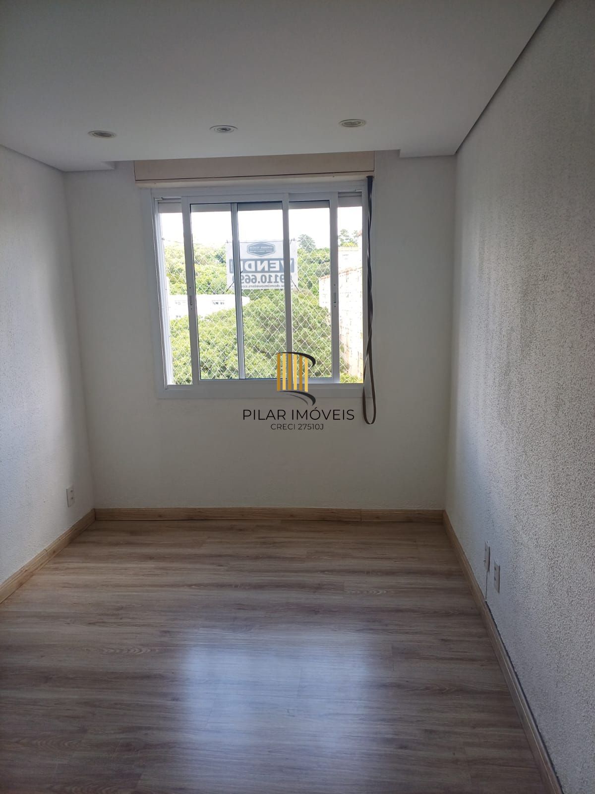 Apartamento 2 dormitórios no bairro Jardim Sabará