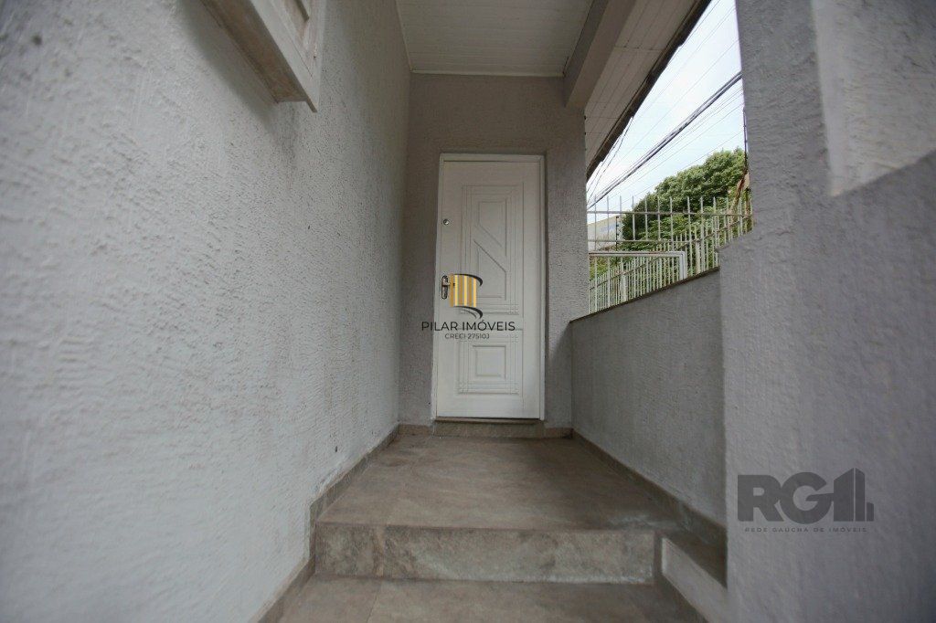 Casa 2 dormitórios no bairro Chácara das Pedras