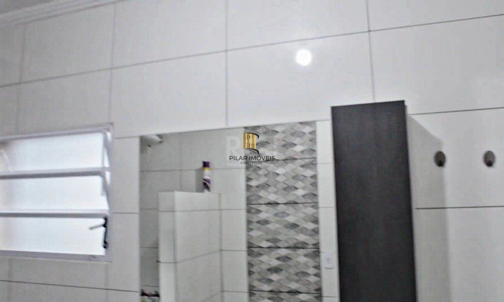 Casa para Venda - 300m², 5 dormitórios, sendo 2 suites, 4 vagas - Bela Vista