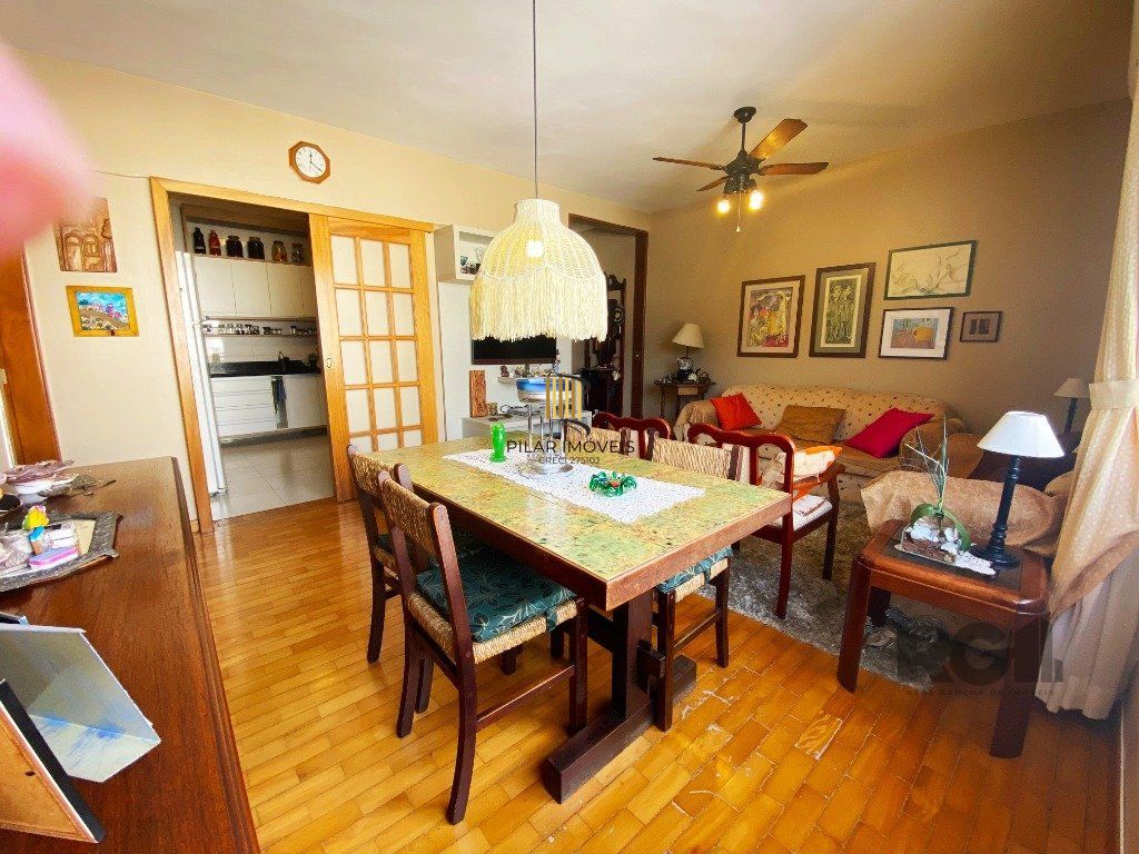 Apartamento de 03 dormitórios no bairro Santa Cecilia em Porto Alegre