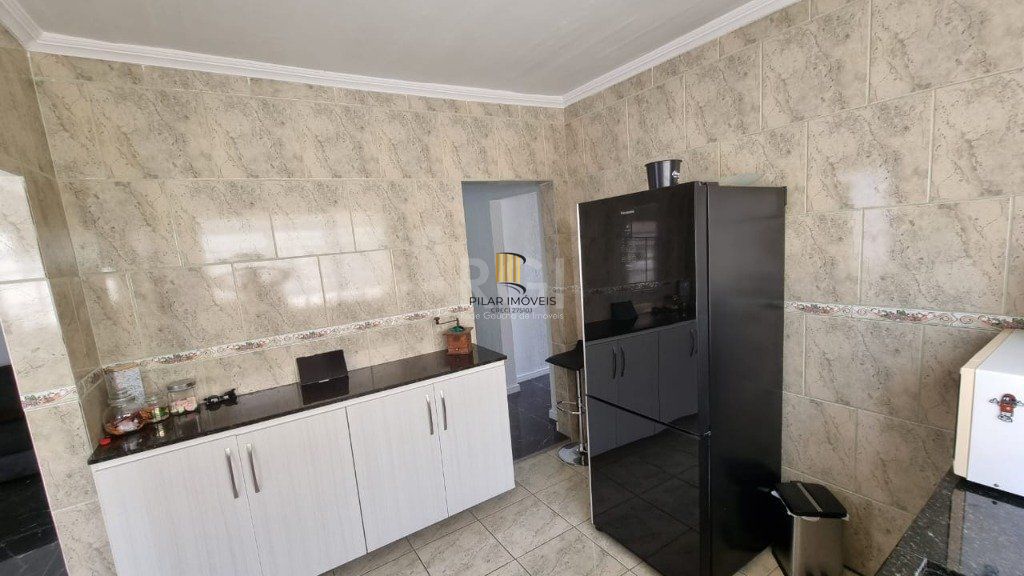 Casa estilo sobrado no Bairro Sarandi em Porto Alegre
