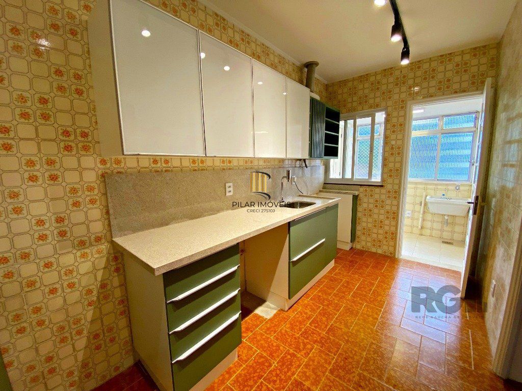 Apartamento para Venda - 92.56m², 2 dormitórios, 1 vaga - Menino Deus