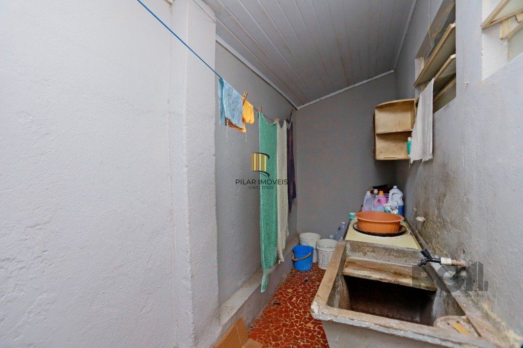 Casa 3 dormitórios no bairro Sarandi