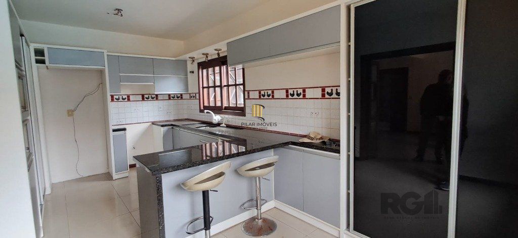Casa 4 dormitórios no bairro Jardim Itu