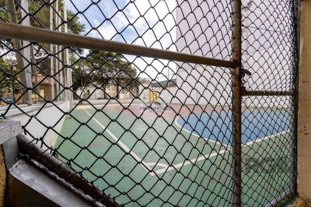 Apt° 2 quartos, 2° andar, O/L no bairro Tristeza
