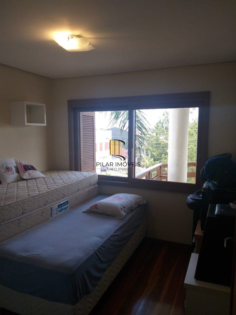 Casa Condominio para Venda - 237.24m², 3 dormitórios, sendo 1 suites, 2 vagas - Alto Petrópolis