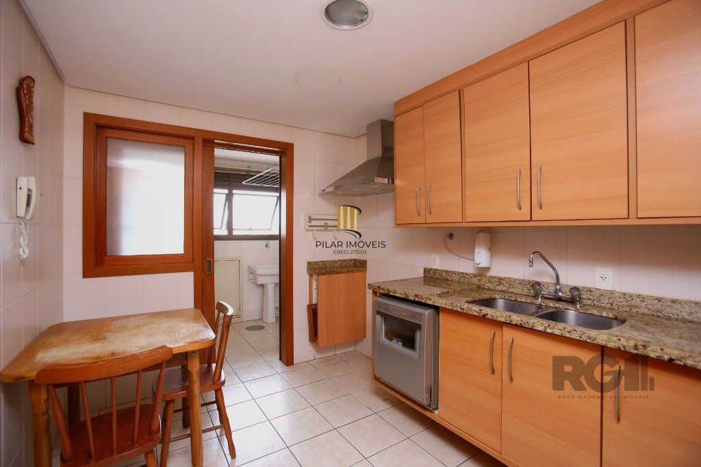 Apartamento 3 dormitórios no bairro Moinhos de Vento