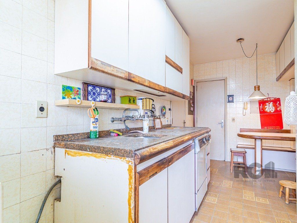 Apartamento 3 dormitórios no bairro Floresta