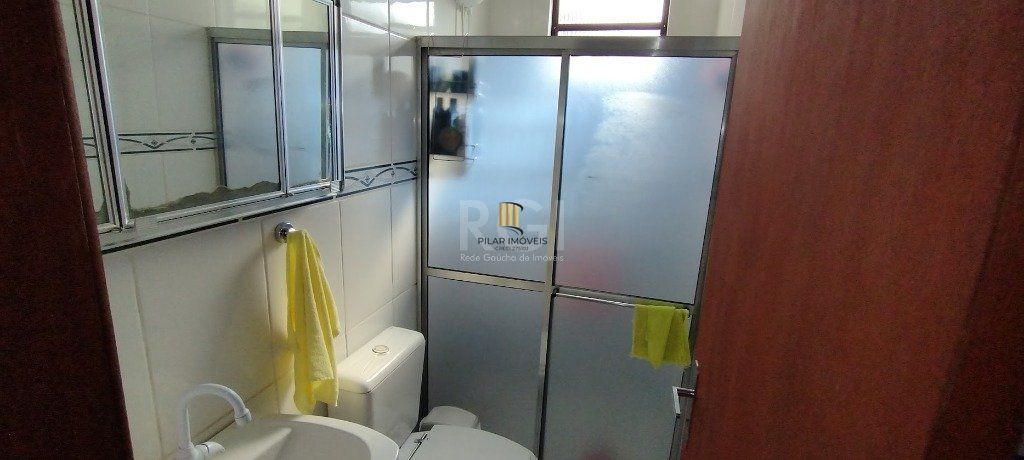 Casa para Venda - 162m², 3 dormitórios, sendo 1 suites, 3 vagas - Agronomia
