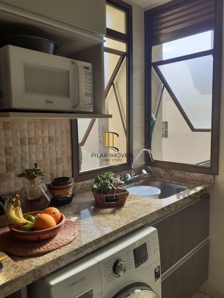 Apartamento 2 dormitórios no bairro Cidade Baixa