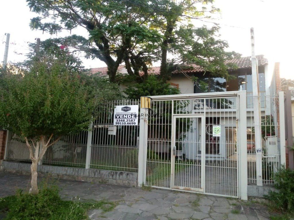 Casa para Venda - 300m², 3 dormitórios, sendo 1 suites, 5 vagas - Jardim Itu