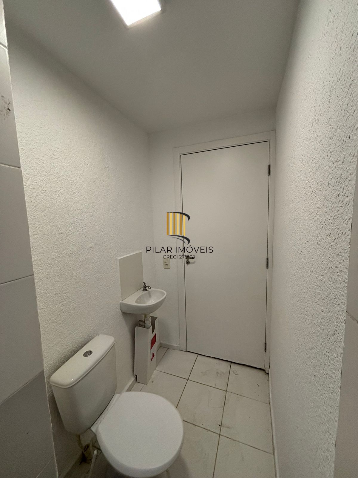 Apartamento 2 dormitórios no bairro Mário Quintana