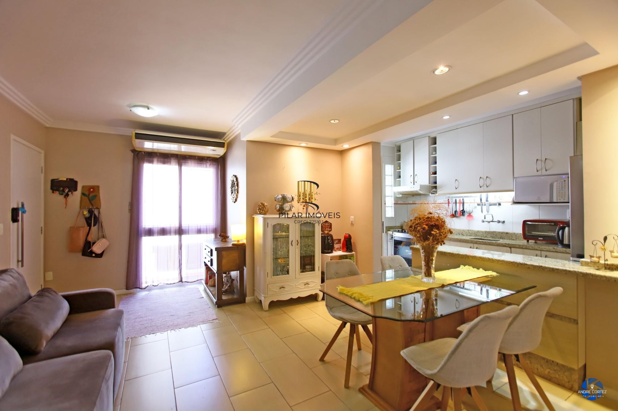 Vende cobertura: Piso inferior:  02 dormitórios, 02 banheiros, living 2 ambientes, cozinha americana. - Pilar Imóveis