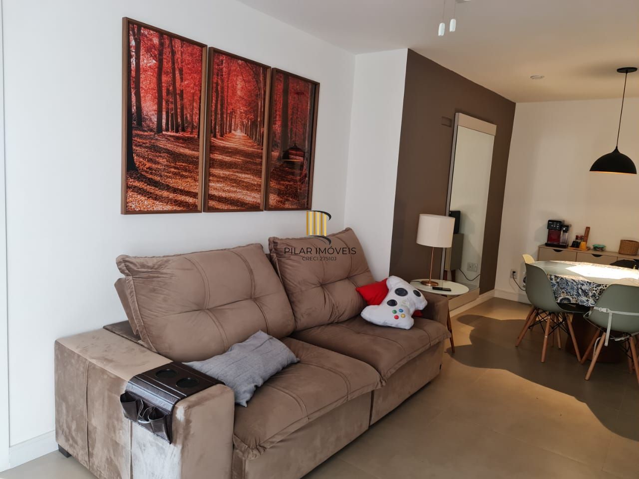 Apartamento 3 dormitórios com 2 vagas ao lado da SOGIPA