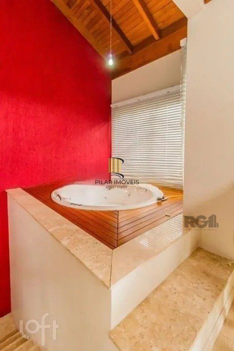 Casa 4 dormitórios no bairro Cristal