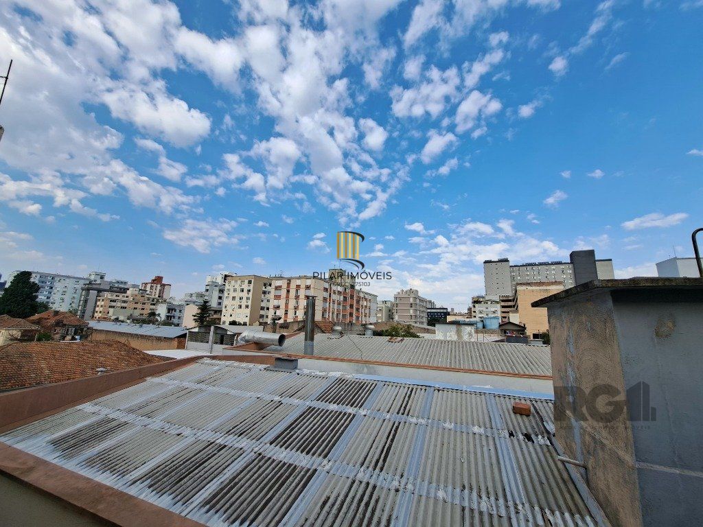 Apartamento 03 dormitórios no Bairro Navegantes