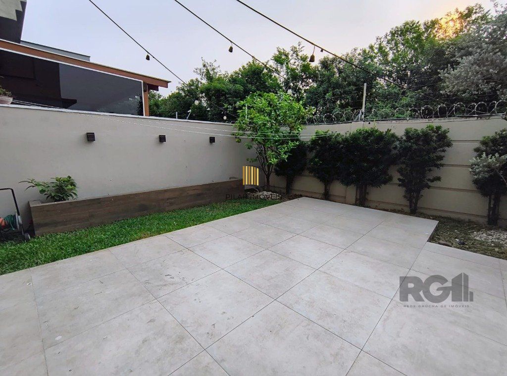 Casa 3 dormitórios no bairro Sarandi