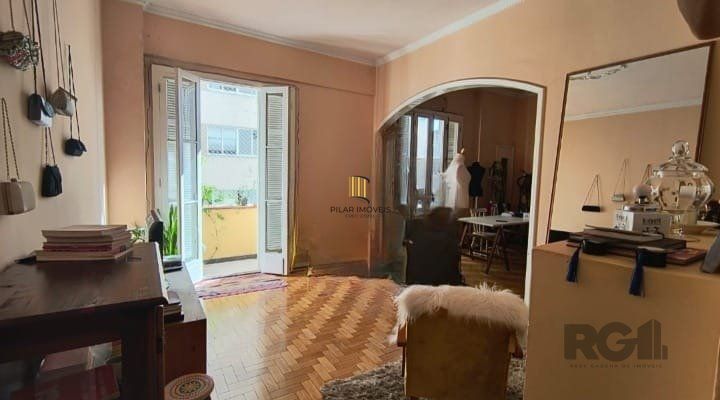 Amplo apartamento no beiro Floresta