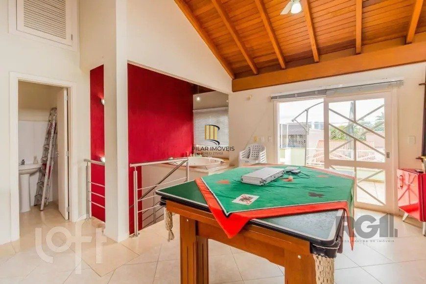 Casa 4 dormitórios no bairro Cristal