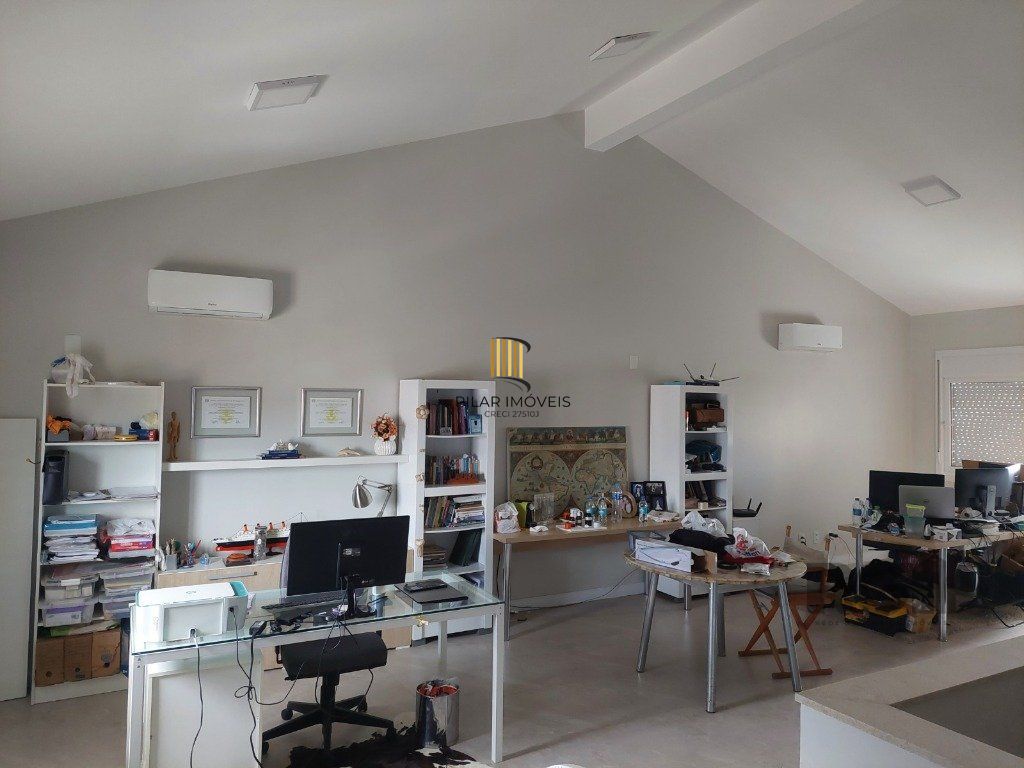 Casa de Condomínio 3 dormitórios no bairro Mário Quintana