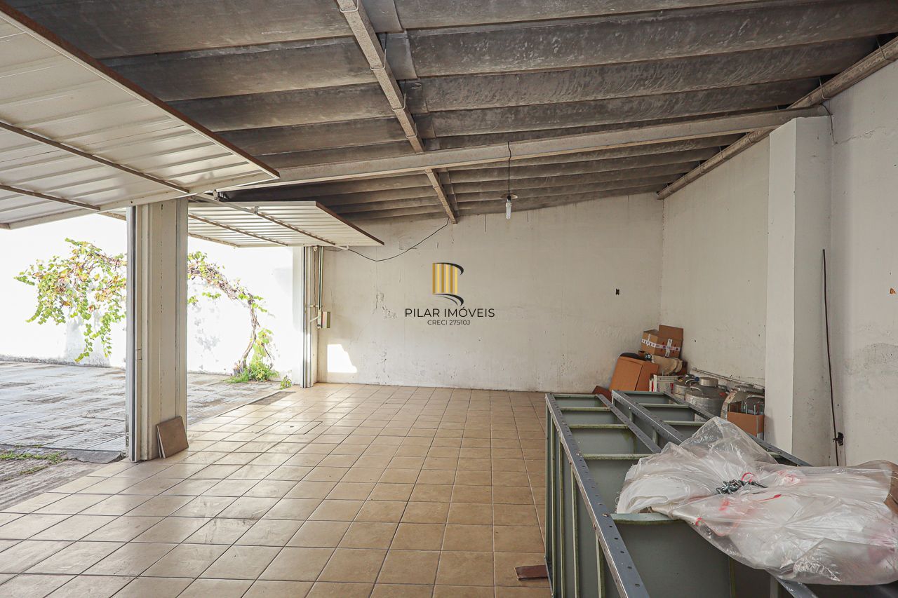 Casa à venda, 3 dormitórios, 316m², 4 vagas de garagem,  Bairro São Geraldo