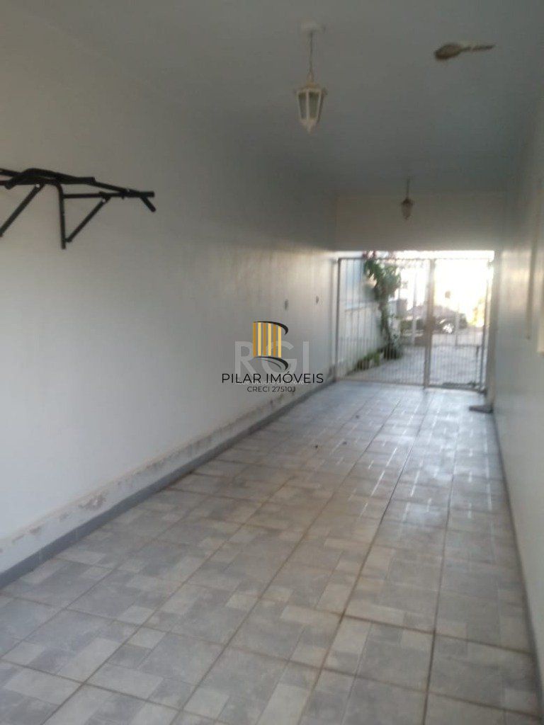 Casa para Venda - 300m², 3 dormitórios, sendo 1 suites, 5 vagas - Jardim Itu