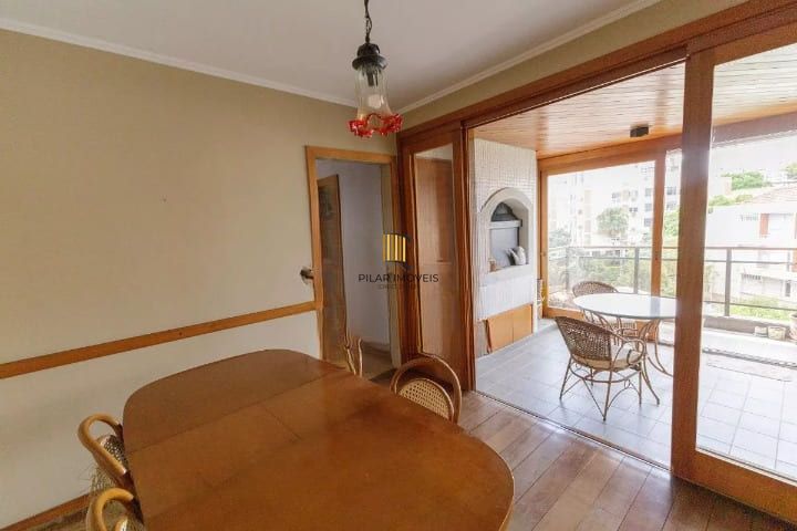 APARTAMENTO 02 DORMITÓRIOS COM CHURRASQUEIRA E GARAGEM
