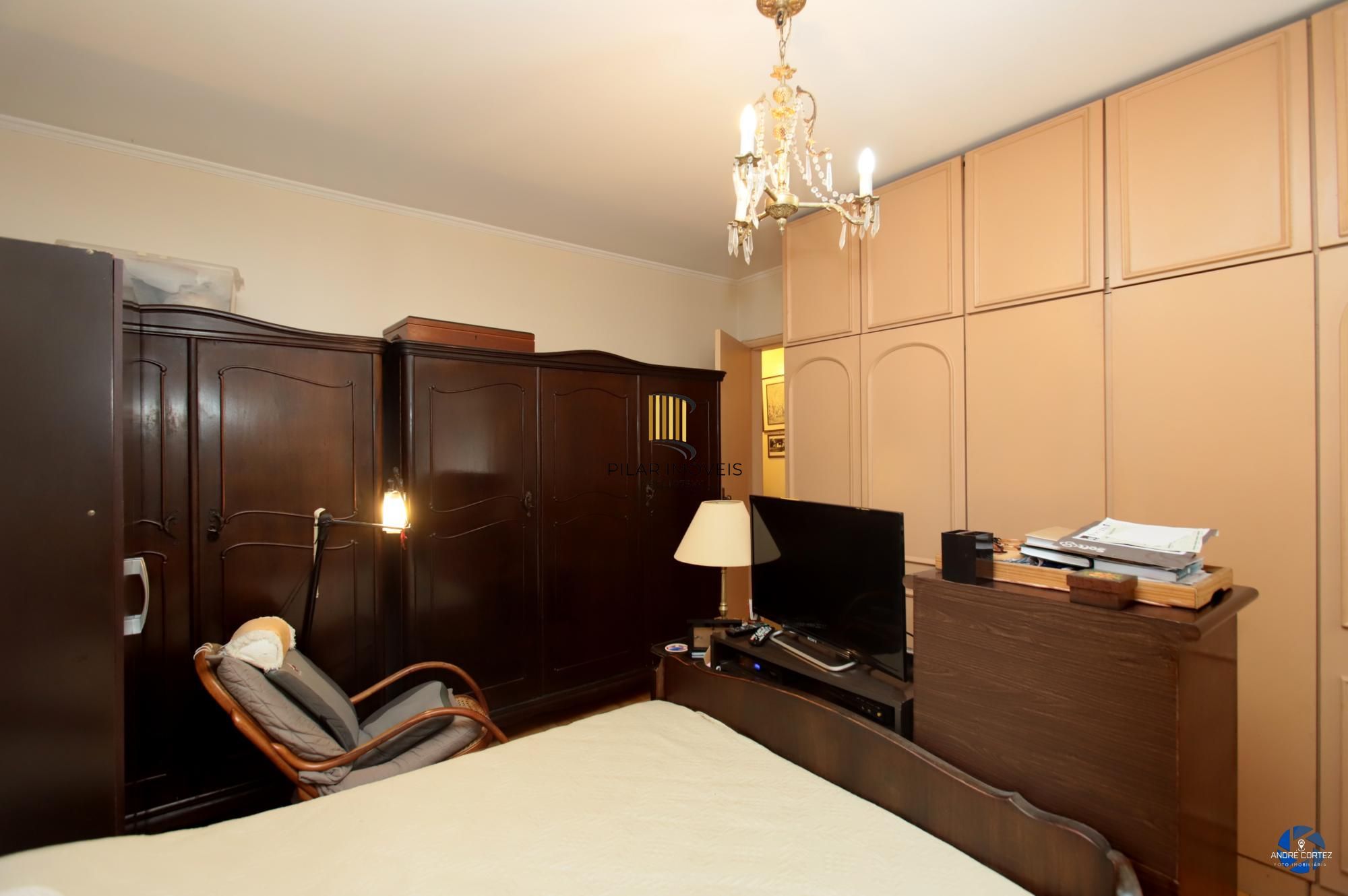 No Moinhos de Vento 03 dormitórios com 01 vaga