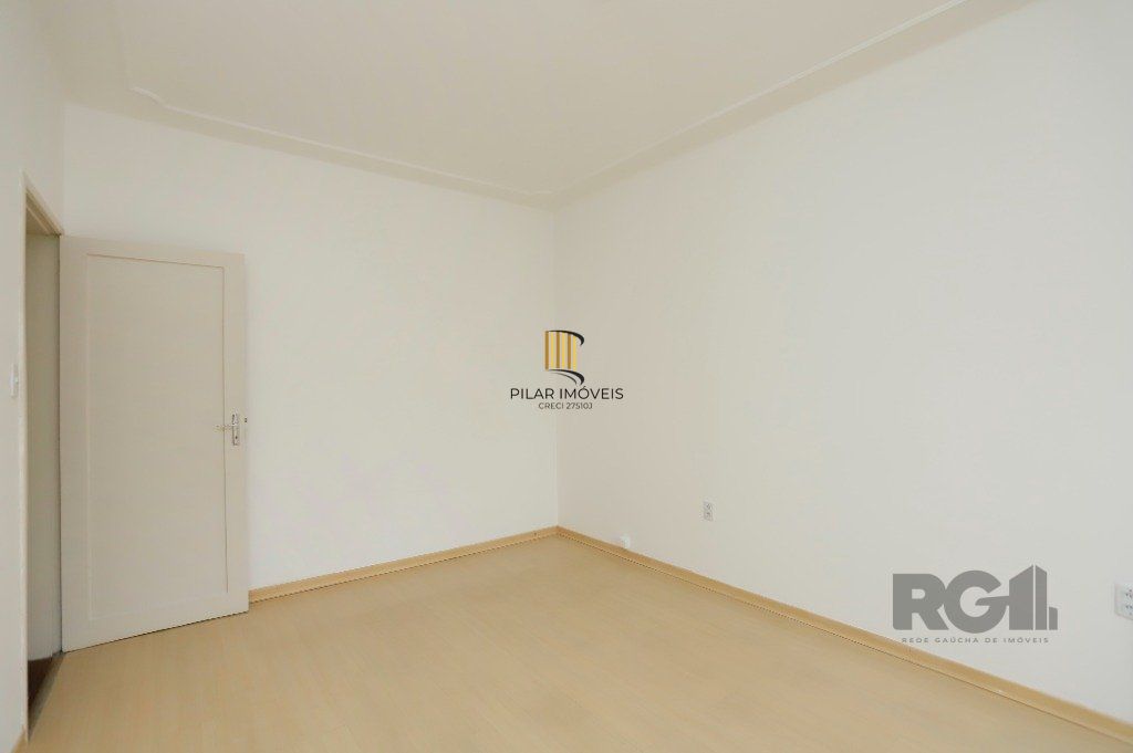 Apartamento 03 dormitórios no Bairro Santana em Porto Alegre.