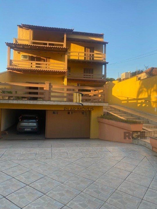 Sobrado 5 dormitórios no bairro Liberdade - Pilar Imóveis