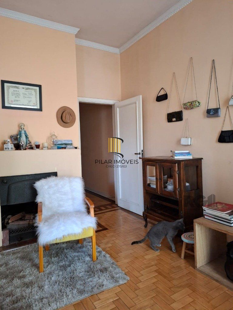 Amplo apartamento no beiro Floresta