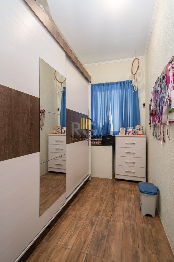 Casa para Venda - 259m², 4 dormitórios, sendo 1 suites, 4 vagas - Coronel Aparício Borges