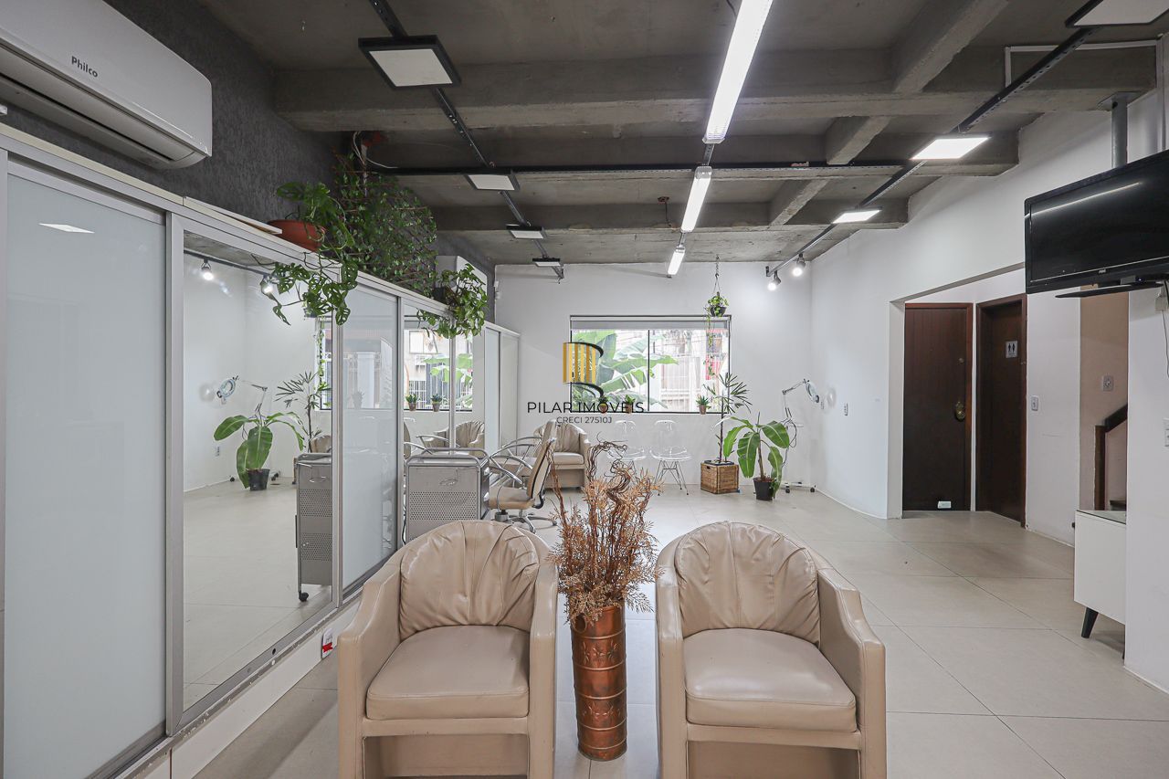Casa, 3 dormitórios, 2 Suítes,  293,20m², Bairro Bela Vista, Porto Alegre