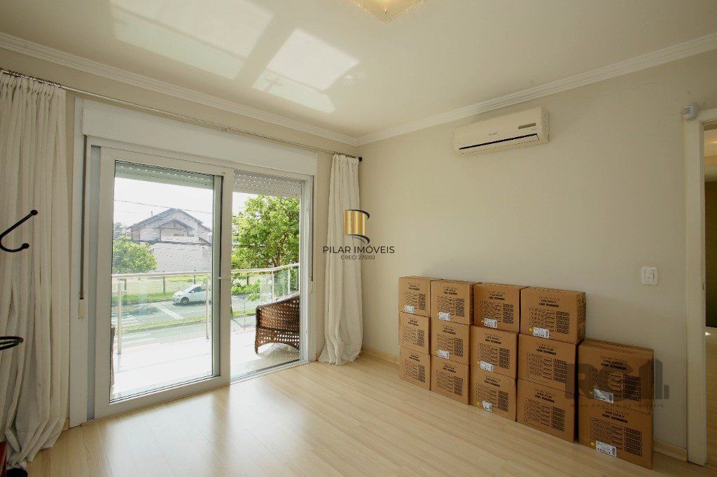 Casa 3 dormitórios no bairro Sarandi