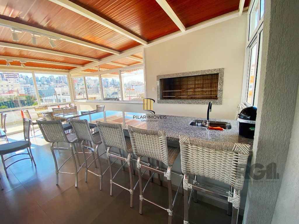 Apartamento de 03 dormitórios no bairro Santa Cecilia em Porto Alegre