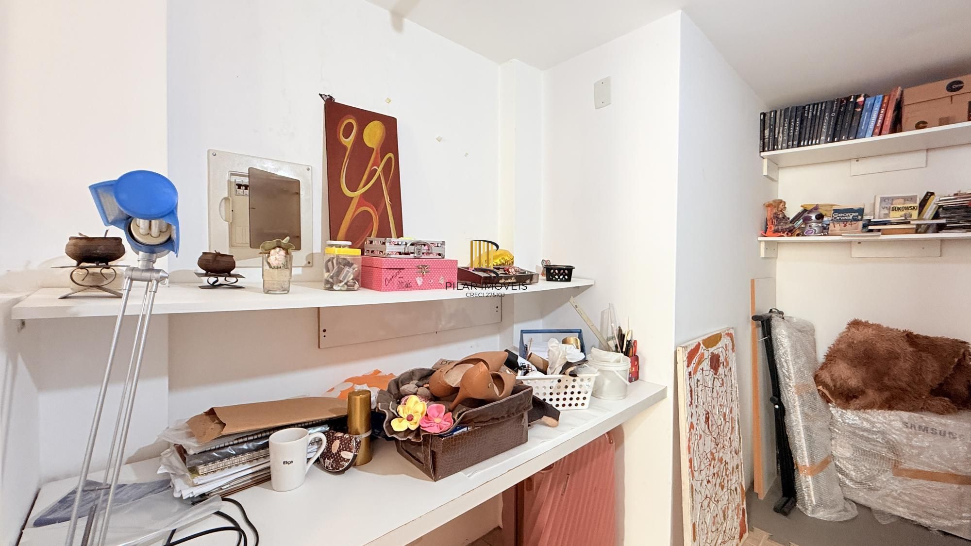 Cobertura Semimobiliada com Vista Panorâmica em Porto Alegre