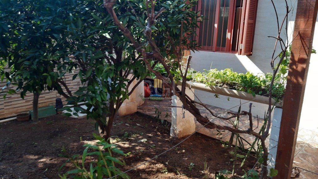 Casa para Venda - 98m², 3 dormitórios, sendo 1 suites, 1 vaga - Jardim Algarve