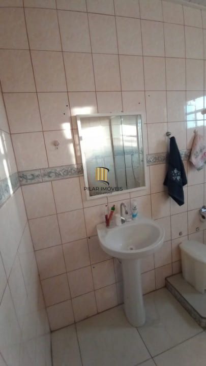 Vende sobrado Espaçoso e Aconchegante em Canoas, RS