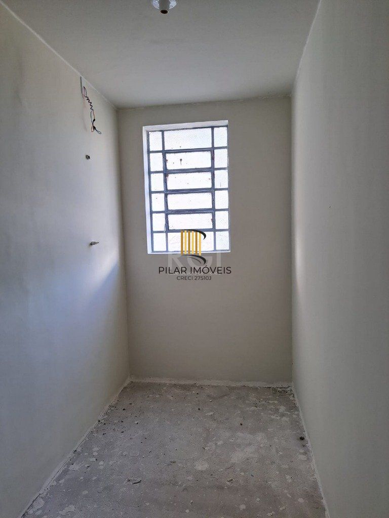 Casa comercial no 4 distrito