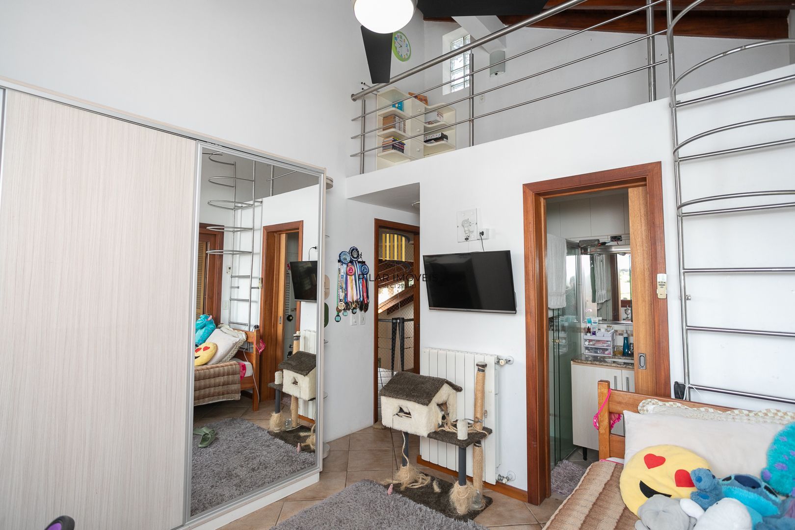 Casa mobiliada em condomínio